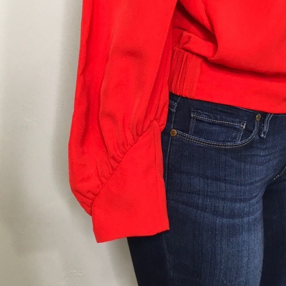 Red stretch blouse. New - Picture 5 of 10